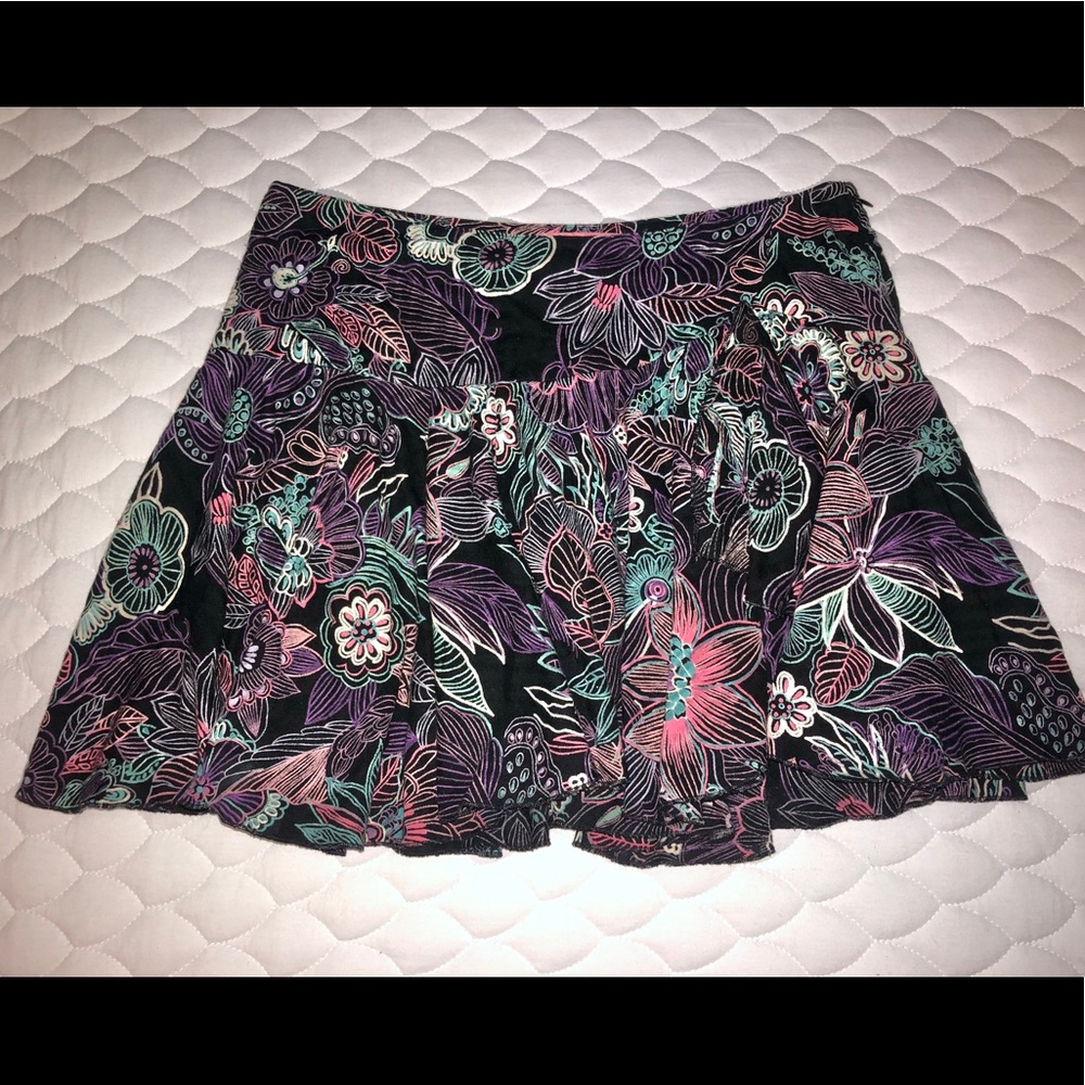 Urban Outfitters 2000s floral miniskirt